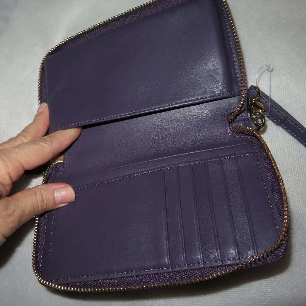 Tory Burch Wristlet In Nightshade Leather - Picture 7 of 12